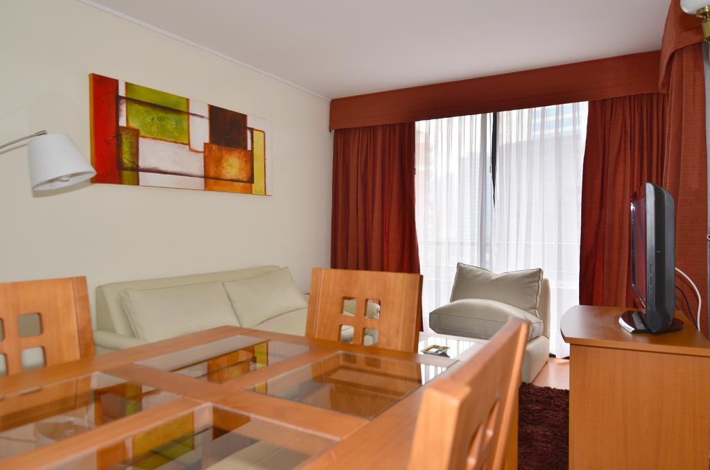 Rent A Home Bosque Norte Сантьяго Екстер'єр фото