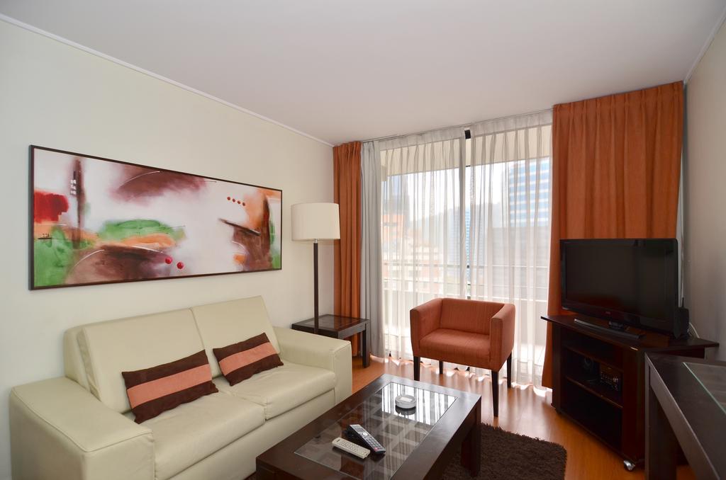 Rent A Home Bosque Norte Сантьяго Екстер'єр фото